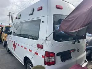 Volkswagen Transporter 2017 White