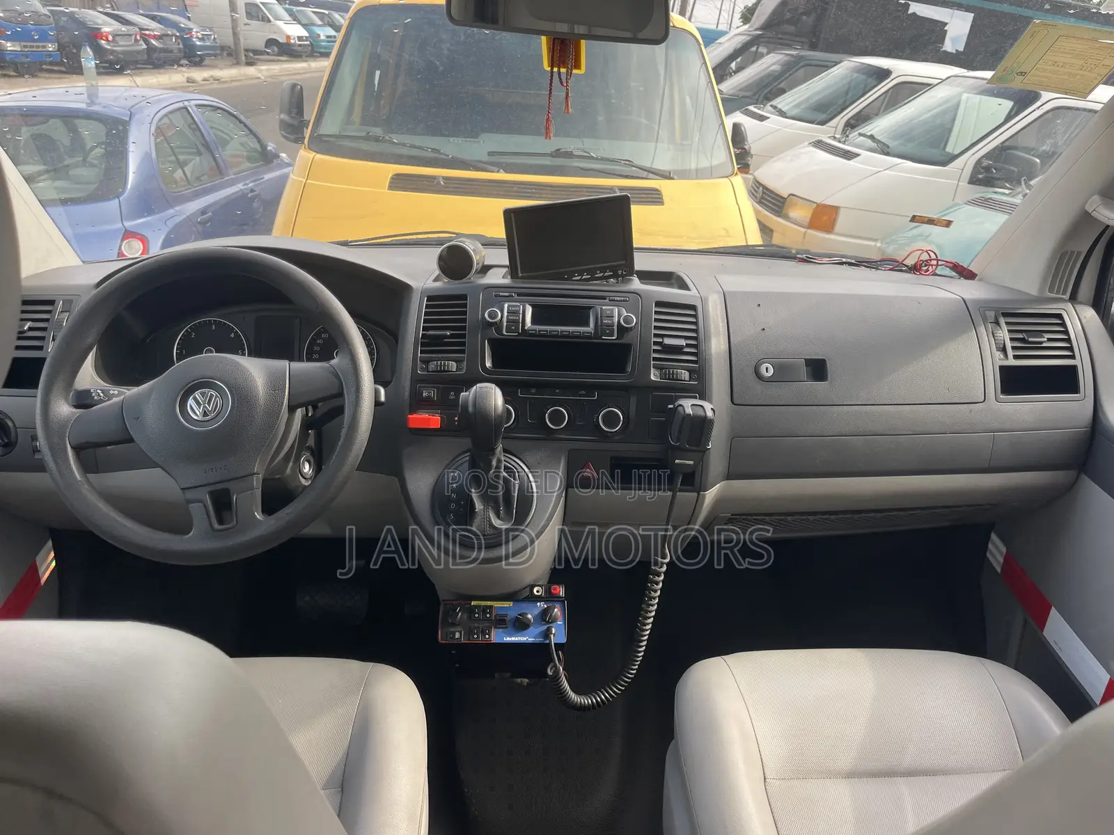 Volkswagen Transporter 2017 White