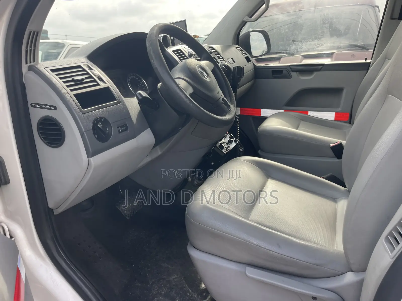 Volkswagen Transporter 2017 White