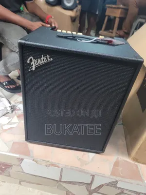 Photo - Fender Rumble 800 Bass Combo Speaker