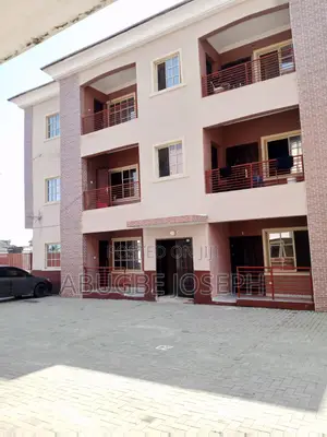 3bdrm Apartment in Unity Estate Badore for rent