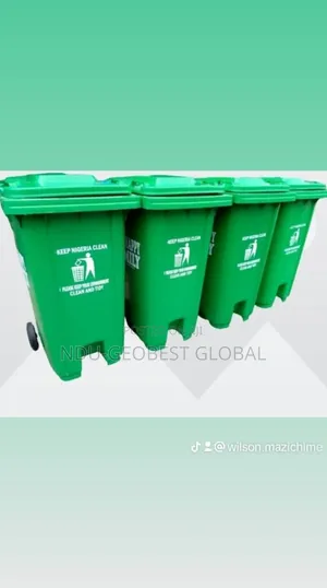 240 Litre Pitmann Plastic Waste Bin