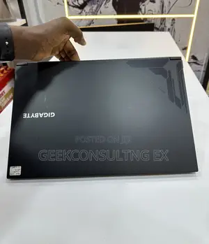 Laptop Gigabyte AERO 15 32GB Intel Core I5 SSD 512GB