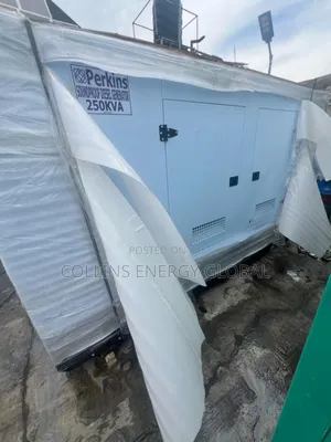 250kva Uk Perkins Soundproof Copper Coil Generator