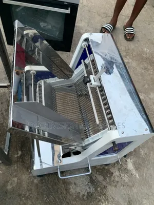 Commercial Bread Slicer