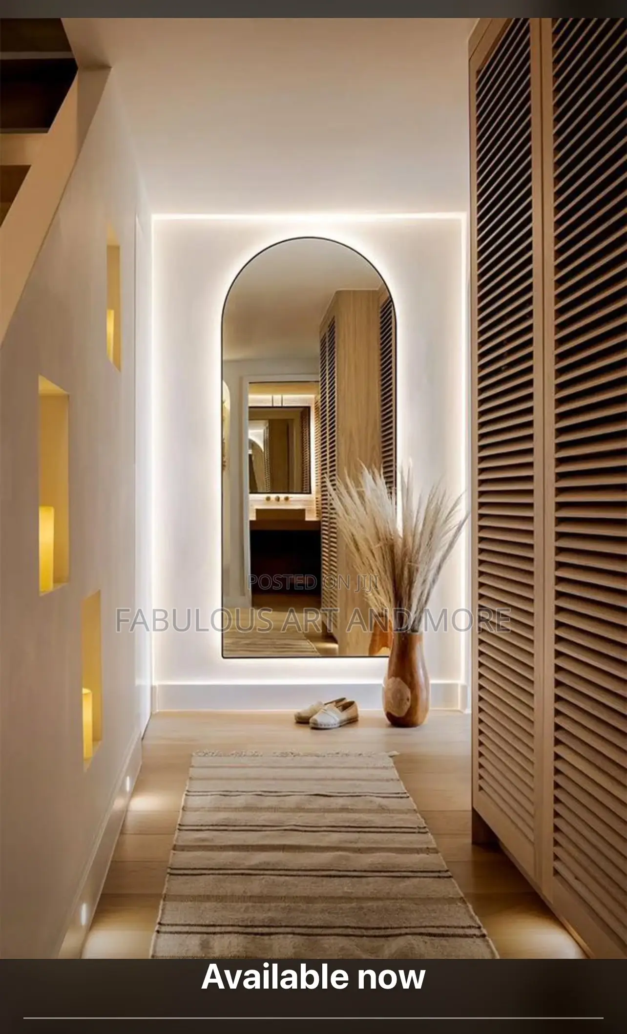 Round Mirror