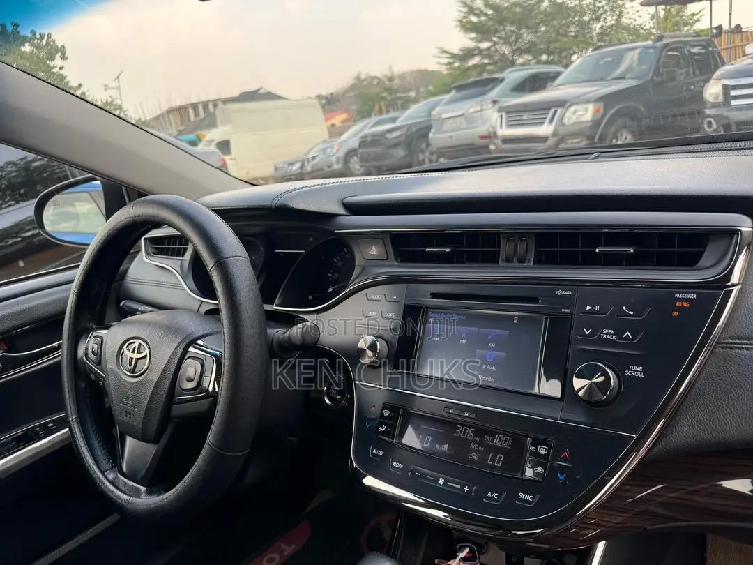 Toyota Avalon 2015 Black