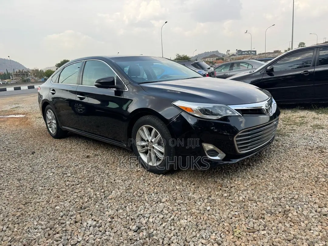 Toyota Avalon 2015 Black
