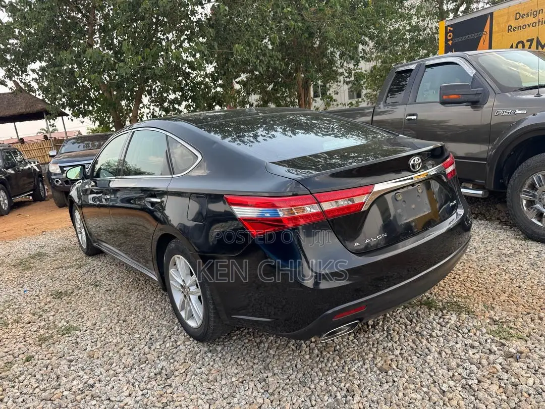 Toyota Avalon 2015 Black