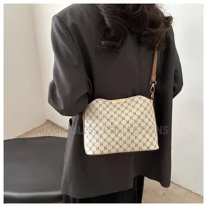 Photo - Bucket Open Bag
