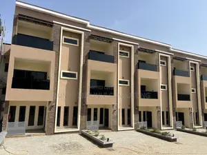 4bdrm Townhouse / Terrace in Guzape District for rent