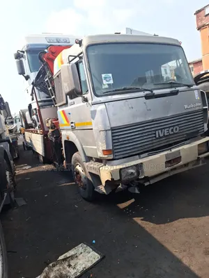 Foreign Used 22 Tons Self Loader Truck Crane