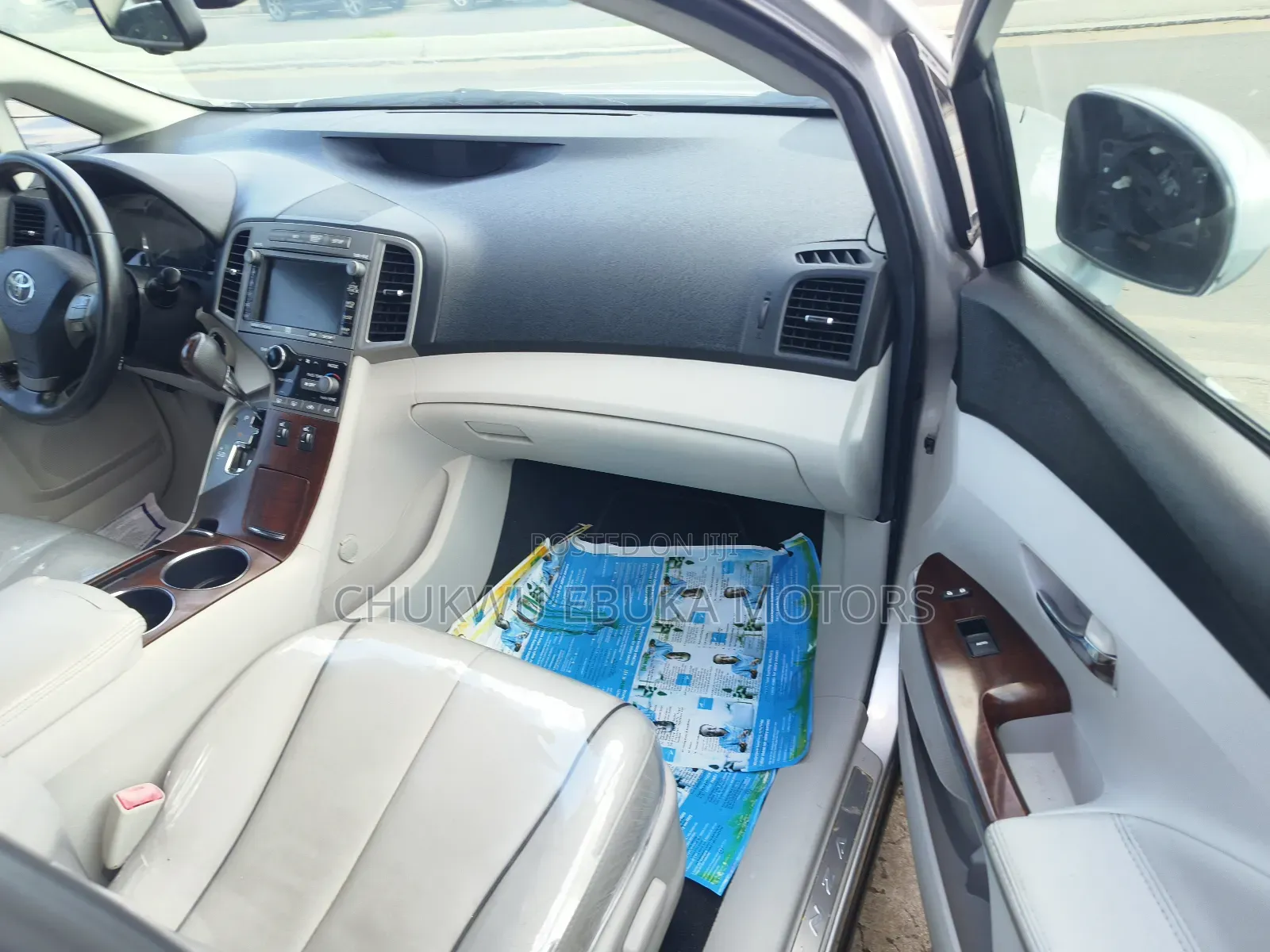 Toyota Venza V6 AWD 2012 Silver