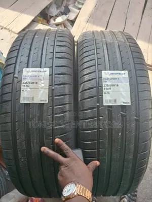 235/65/18 Michelin