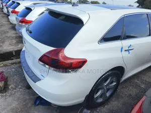 Toyota Venza XLE AWD V6 2013 White