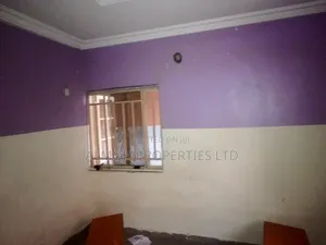 2bdrm Bungalow in Trademore Estate, Sabon Lugbe for sale