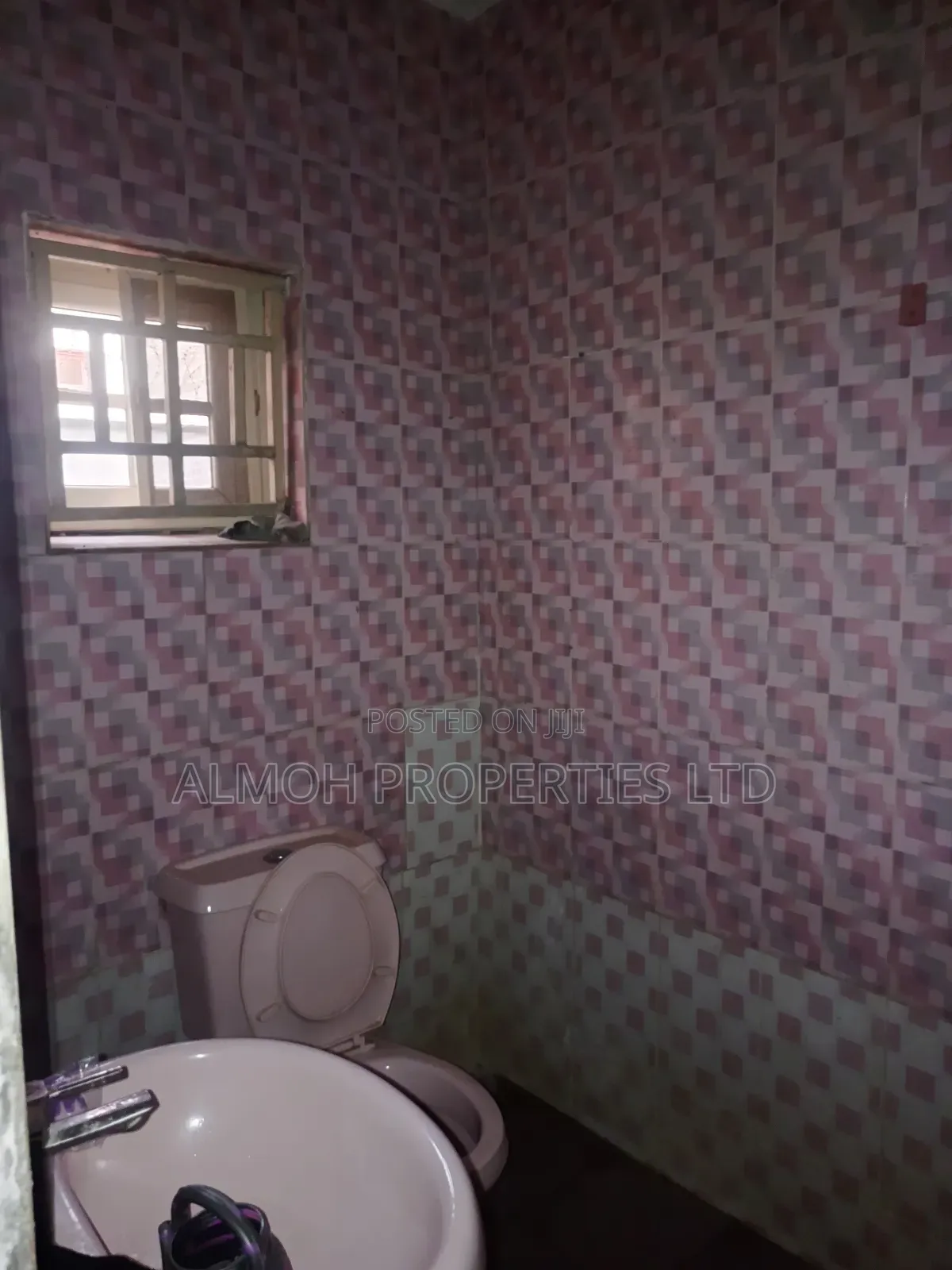 2bdrm Bungalow in Trademore Estate, Sabon Lugbe for sale
