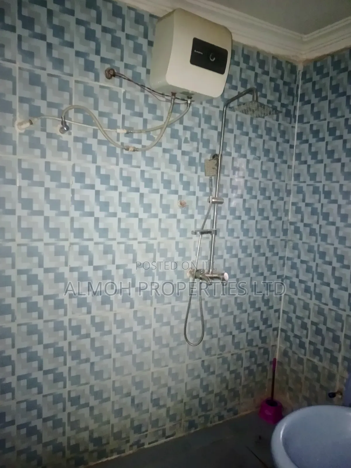 2bdrm Bungalow in Trademore Estate, Sabon Lugbe for sale