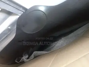 Bonnet Toyota Venza