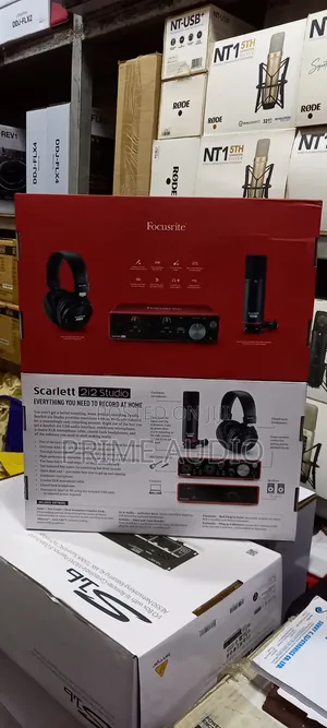 Focusrite Scarlett 2i2 Studio Bundle