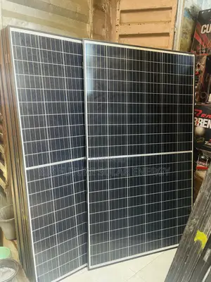 500watts Canadian Solar Panel 120c