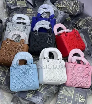 Fashion Luxury Collection Bags For Women's Well Branded