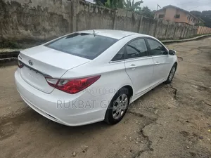 Hyundai Sonata 2012 White