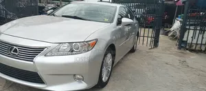 Lexus ES 2015 Silver