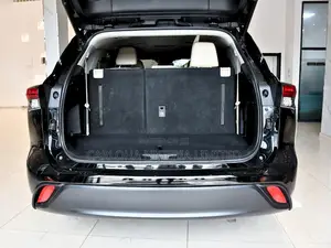 Toyota Highlander XLE 2021 Black