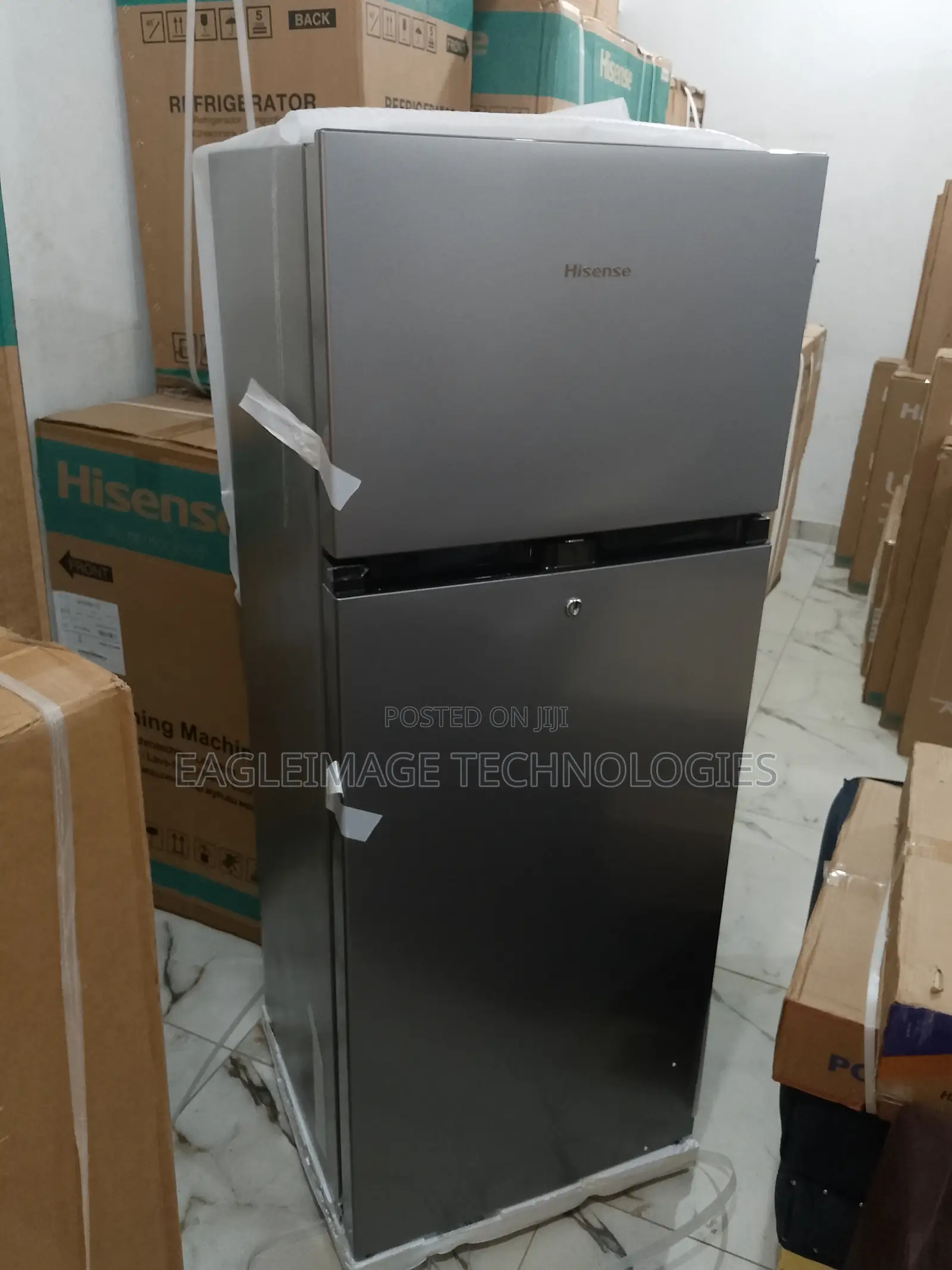 Bright‐Interior Hisense Ref 205 Dr With Led Light