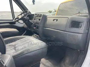 Volkswagen Transporter 2007 White