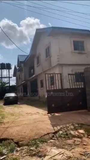 12bdrm Block of Flats in Benin City for rent