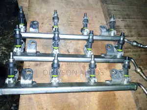 Set of Nuzzle Nissan Sentra Tiida 2006-2010 Model