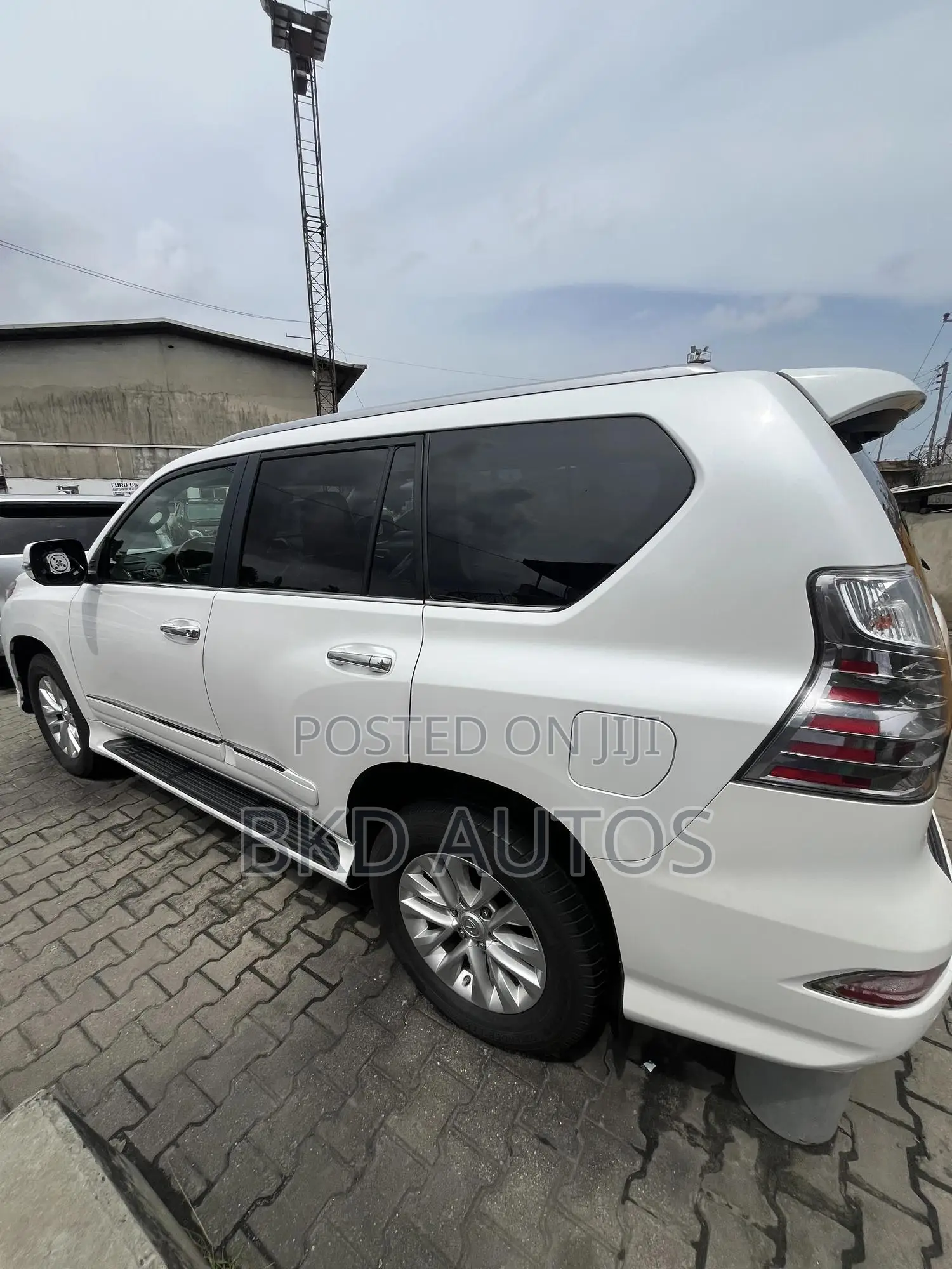 Lexus GX 460 Base 2016 White