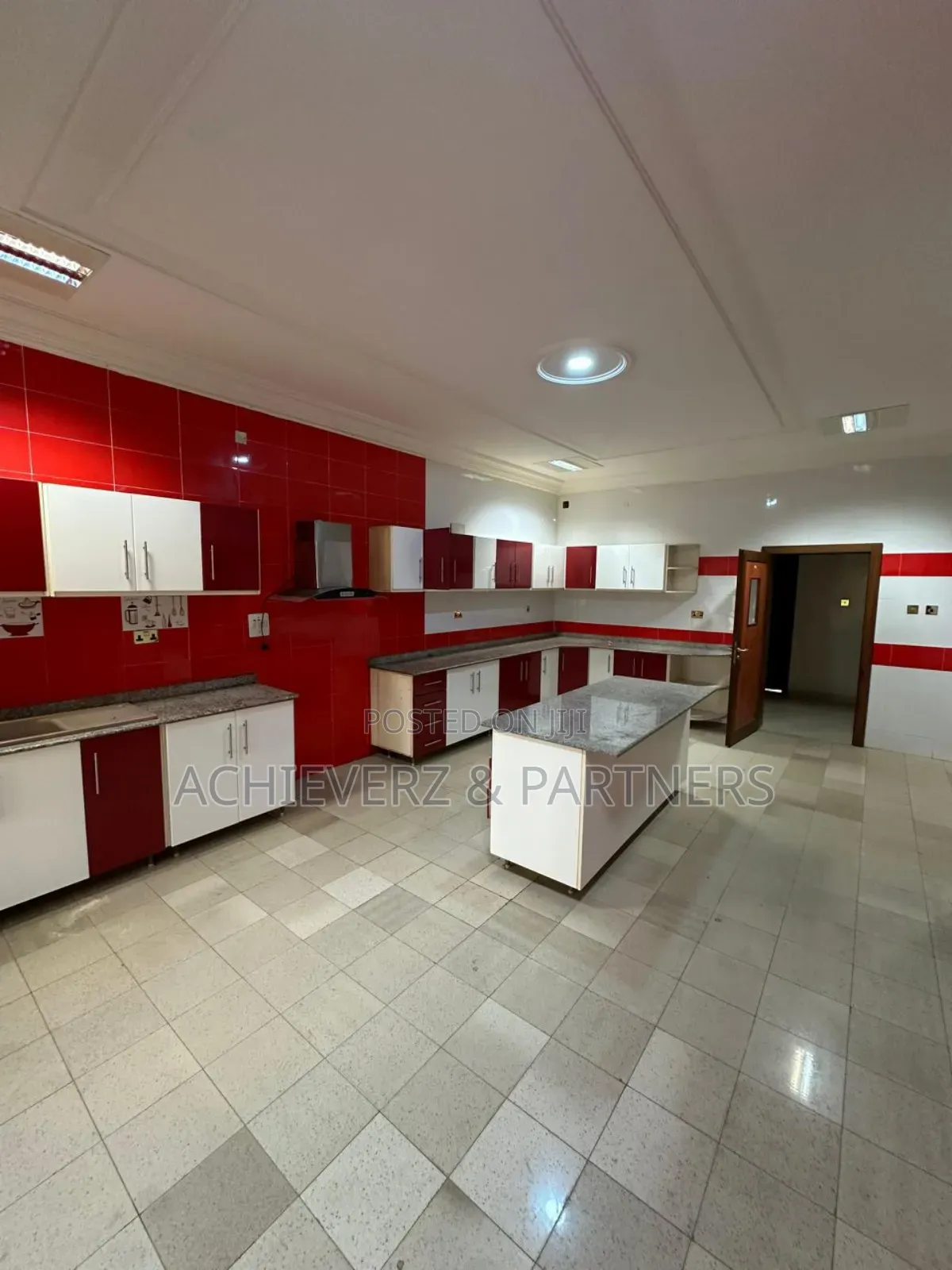 7bdrm Villa in Asokoro for rent