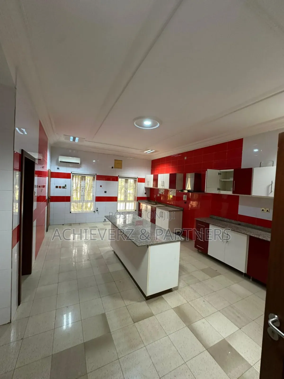 7bdrm Villa in Asokoro for rent