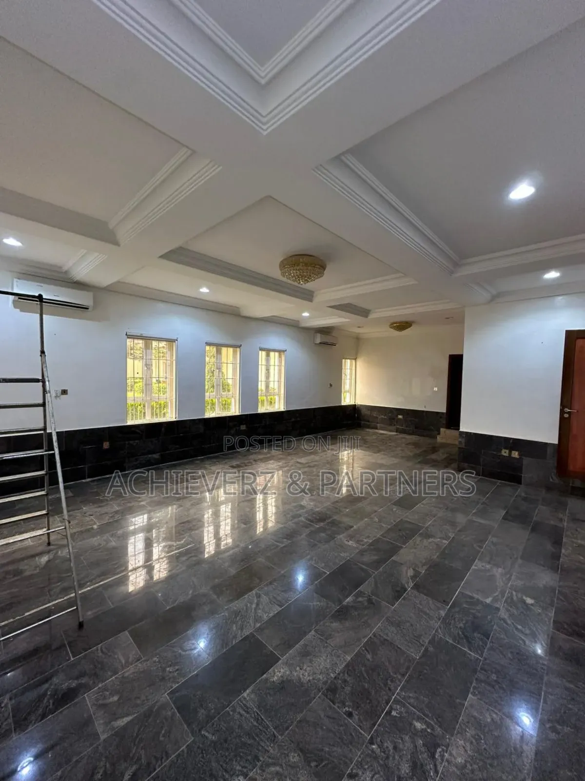 7bdrm Villa in Asokoro for rent