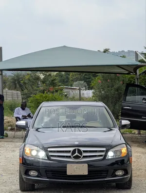 Photo - Mercedes-Benz C300 2008 Black