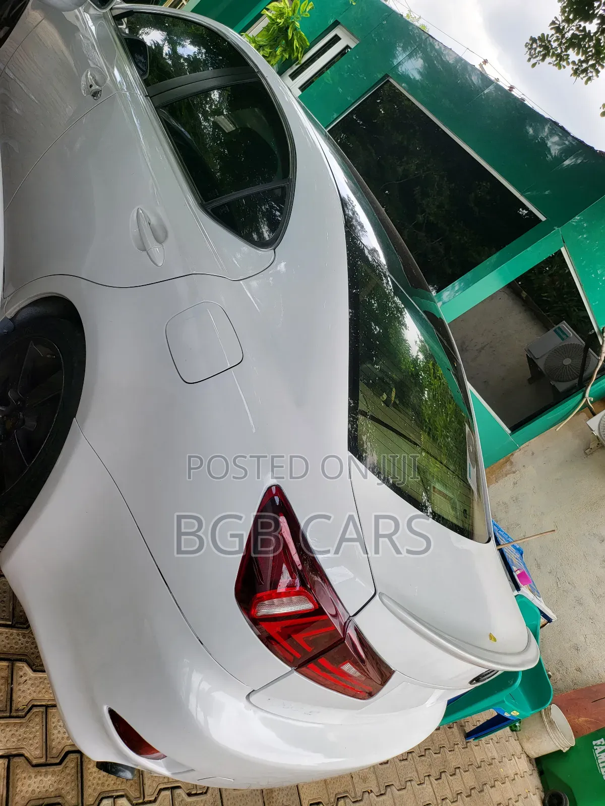 Lexus IS 2010