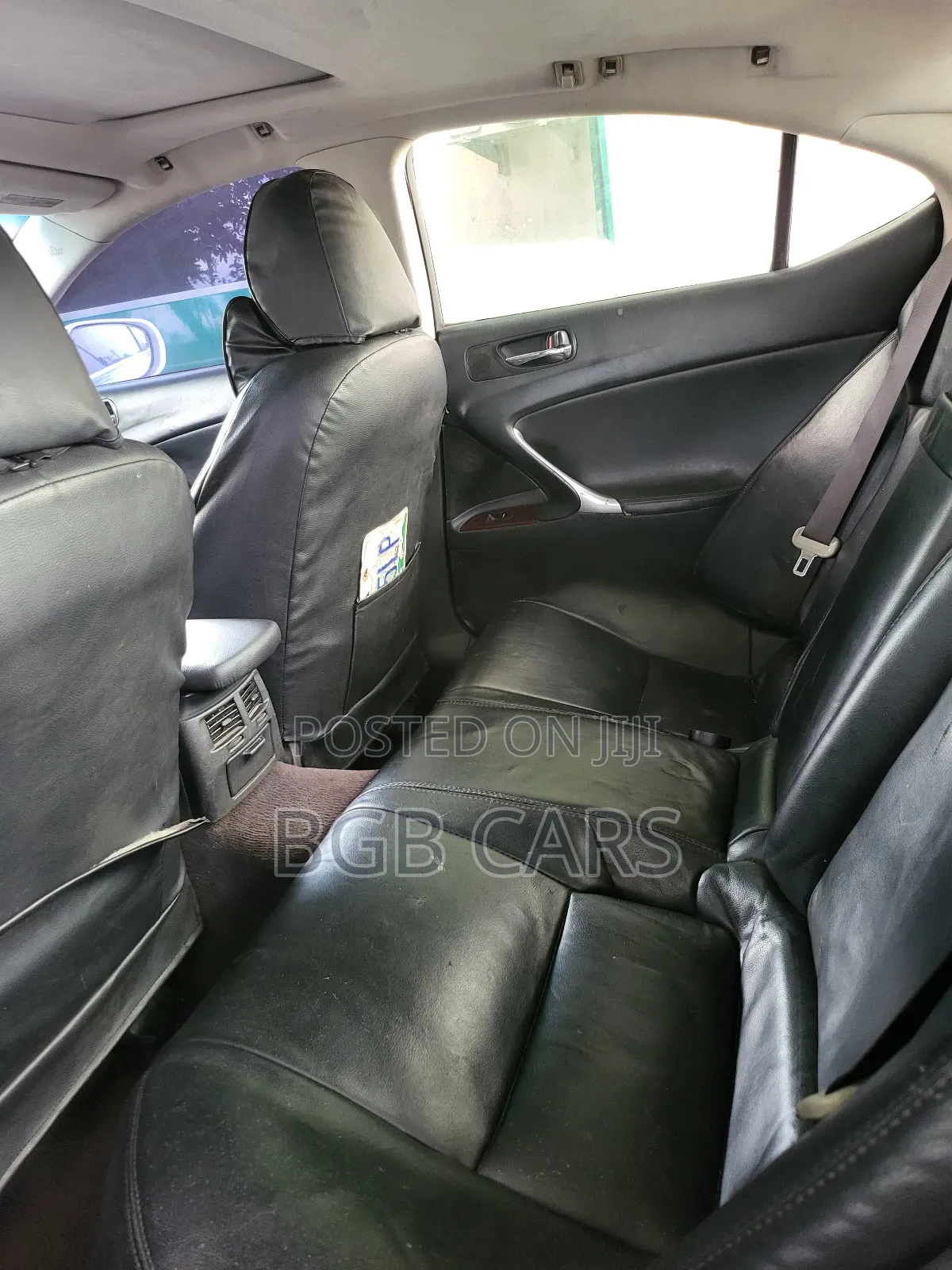 Lexus IS 2010