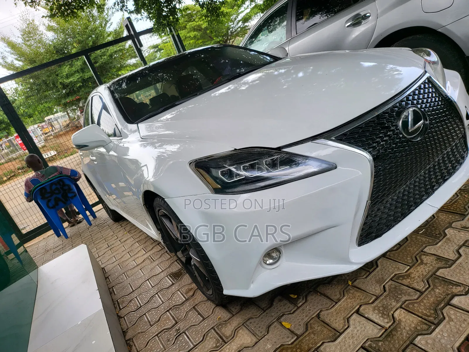Lexus IS 2010