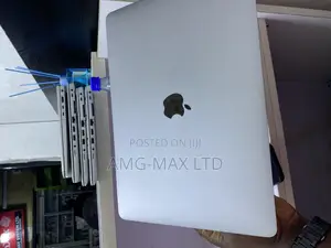 Laptop Apple MacBook Pro 2017 8GB Intel Core I5 SSD 256GB