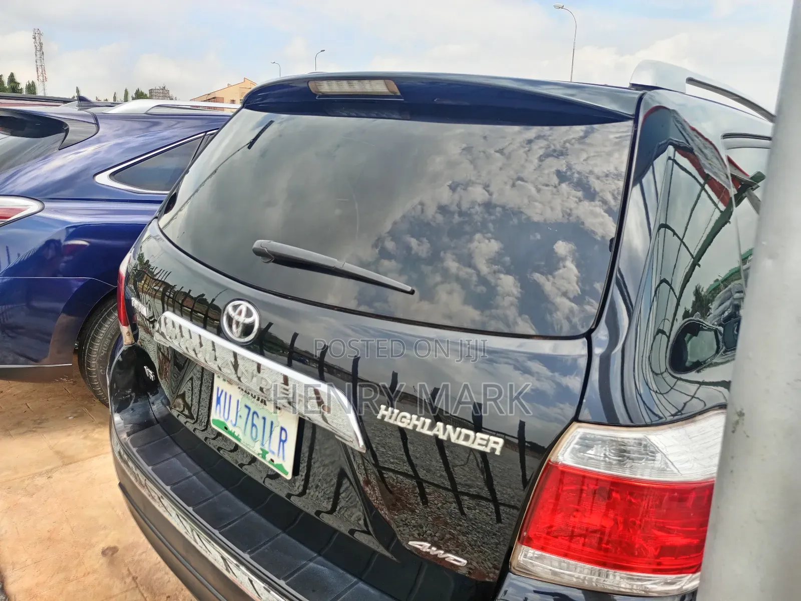 Toyota Highlander Limited 3.5l 4WD 2013 Black