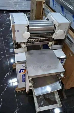 Industrial Automatic Chin-Chin Cutter Machine
