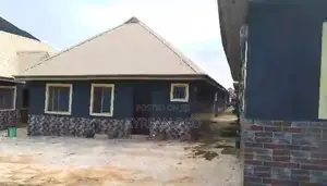 Mini Estate