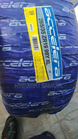 265/35r19 Accelera Tyre