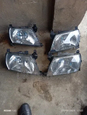 Headlight Toyota Condor 2000 Model
