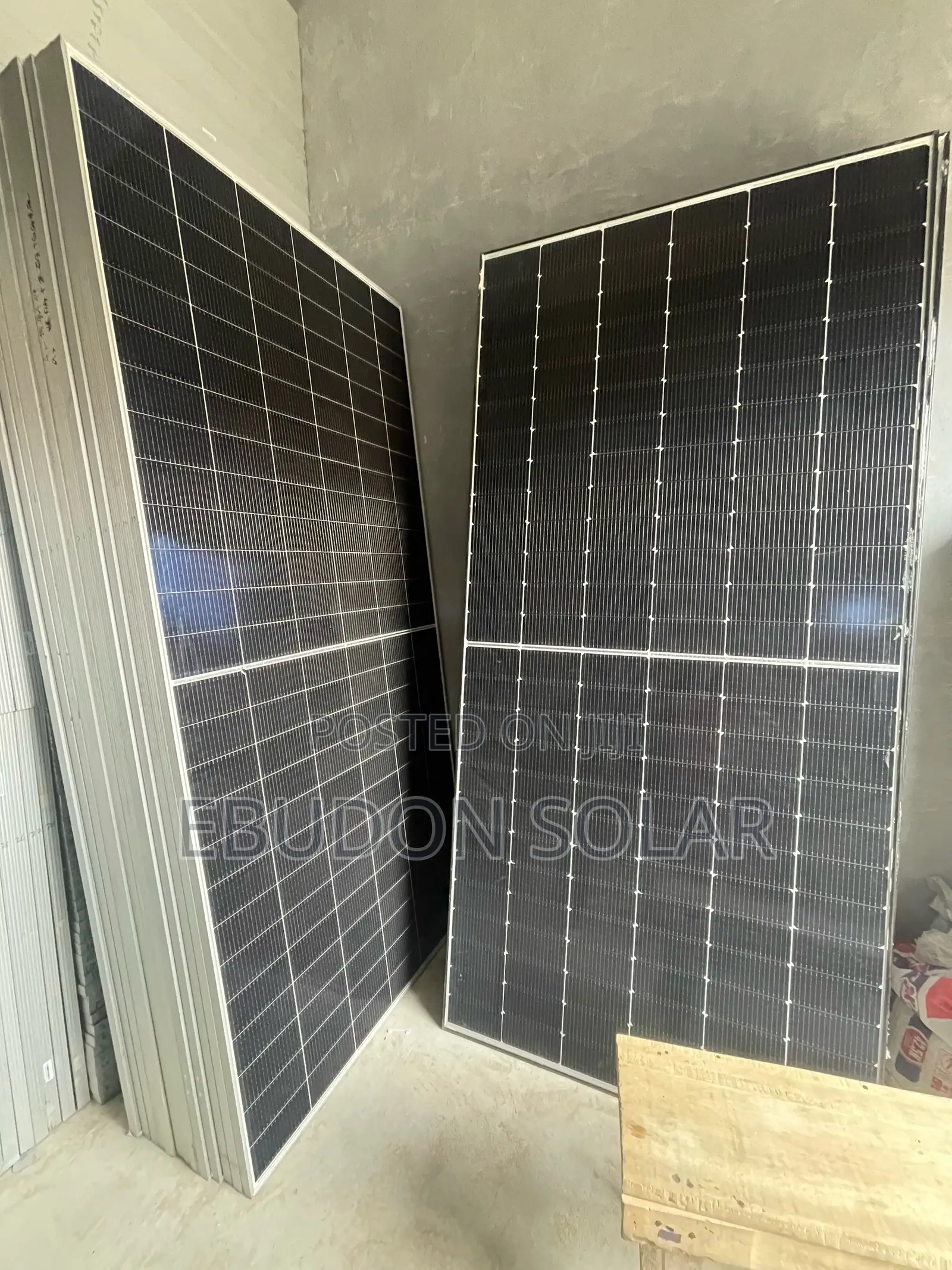 Solar Panel Canadian 650watts