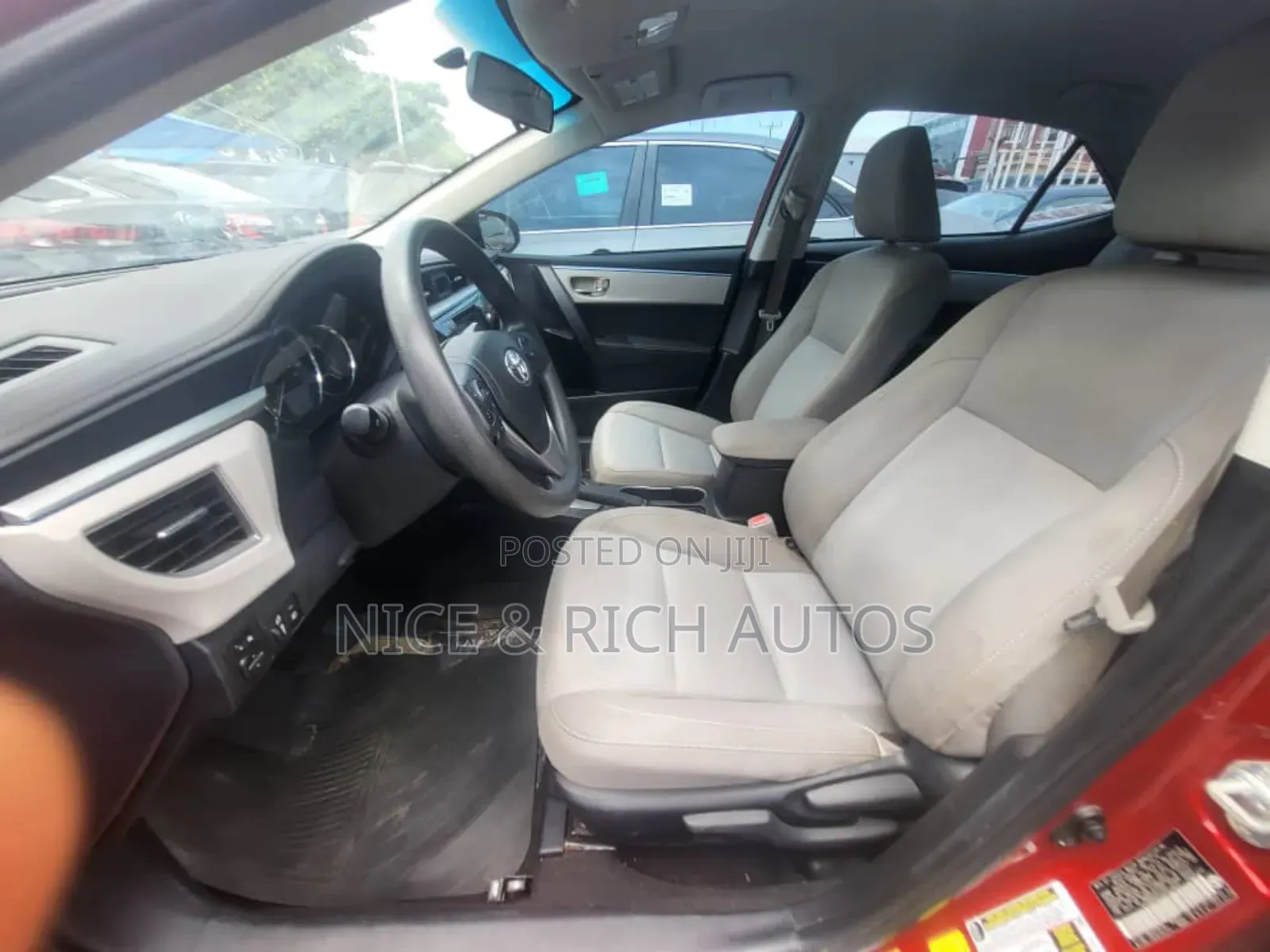 Toyota Corolla 2016 Red