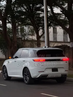 Land Rover Range Rover Sport 2023 White